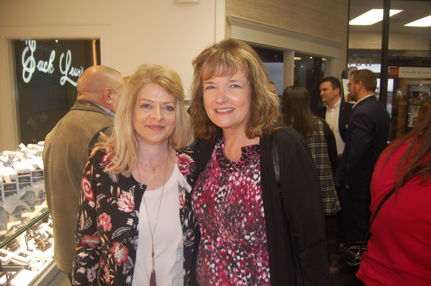 Kim Baker, Angie Prang